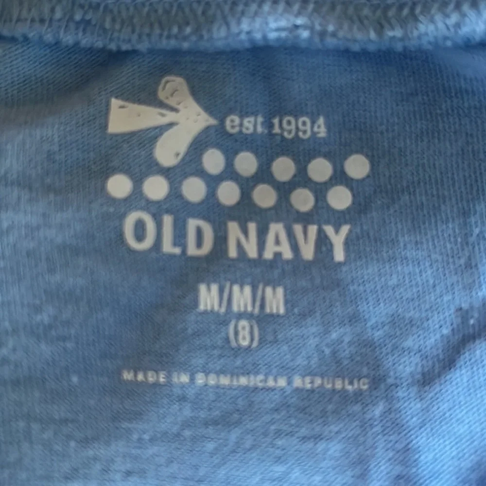 Old Navy Top Lightweight Long Sleeve Tee Girls 8 Sneakers Blue Shirt